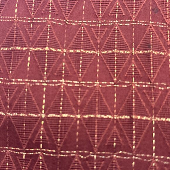 Elizabeth and James Red Geometric Blouse - Picture 8 of 8